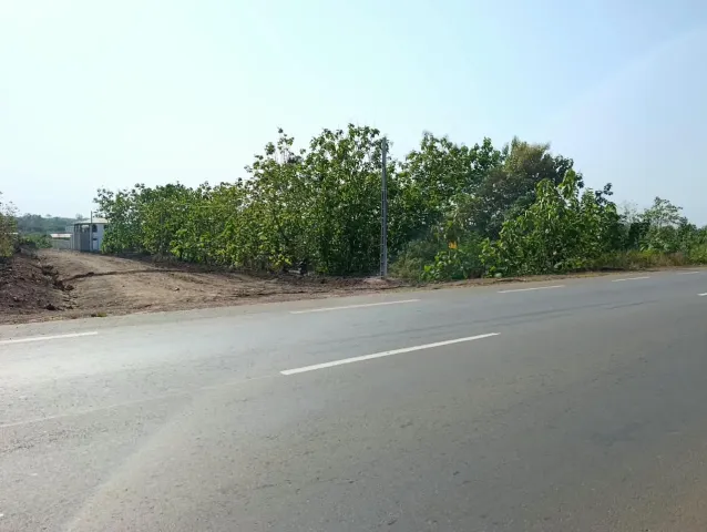 A VENDRE 01 LOT A BAGBE SUR LA ROUTE DE KPALIME