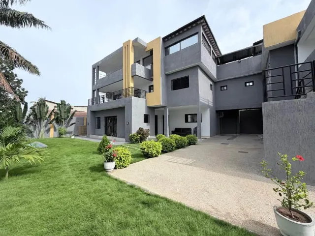 VILLA MEUBLÉE DE 4 CHAMBRES